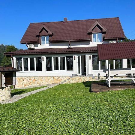 Вілла Смерекова Хата Pilipets 外观 照片
